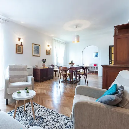Stella Mia With A Sea View Apartment *