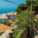 Apartment Stella Mia With A Sea View